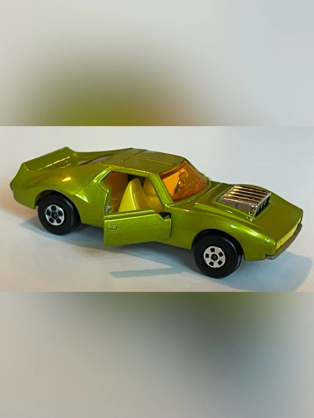 Vintage Matchbox Superfast No. 9 AMX Javelin 1972 Green with Chrome Scoop Lesney